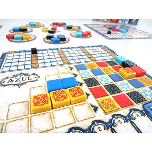 Tablero del juego de mesa Azul con mosaicos de colores