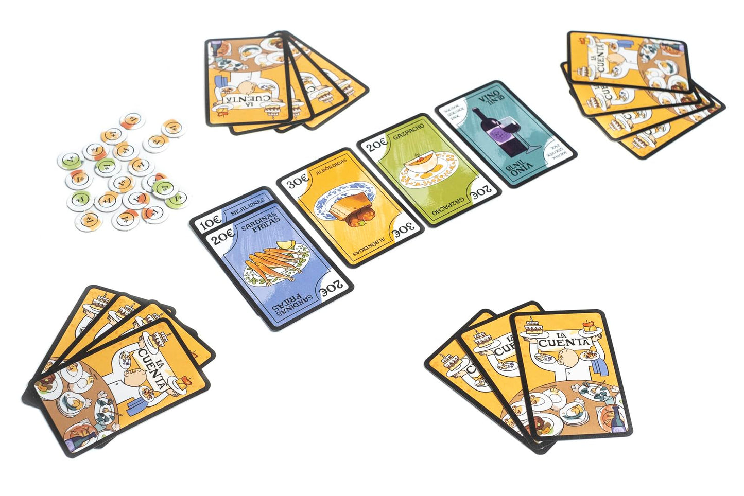 Zona de juego del juego de mesa La Cuenta con cartas de números y operaciones en la mesa