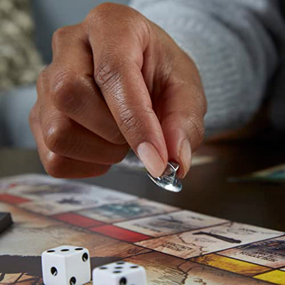 Hasbro Gaming Juego Monopoly Indiana Jones, inspirado en las pel culas de Indiana Jones, juego de mesa para 2-6 jugadores, para ni os a partir de 8 a os