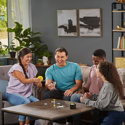 Tabú Hasbro Gaming – Juego de mesa de adivinanzas y risas para toda la familia