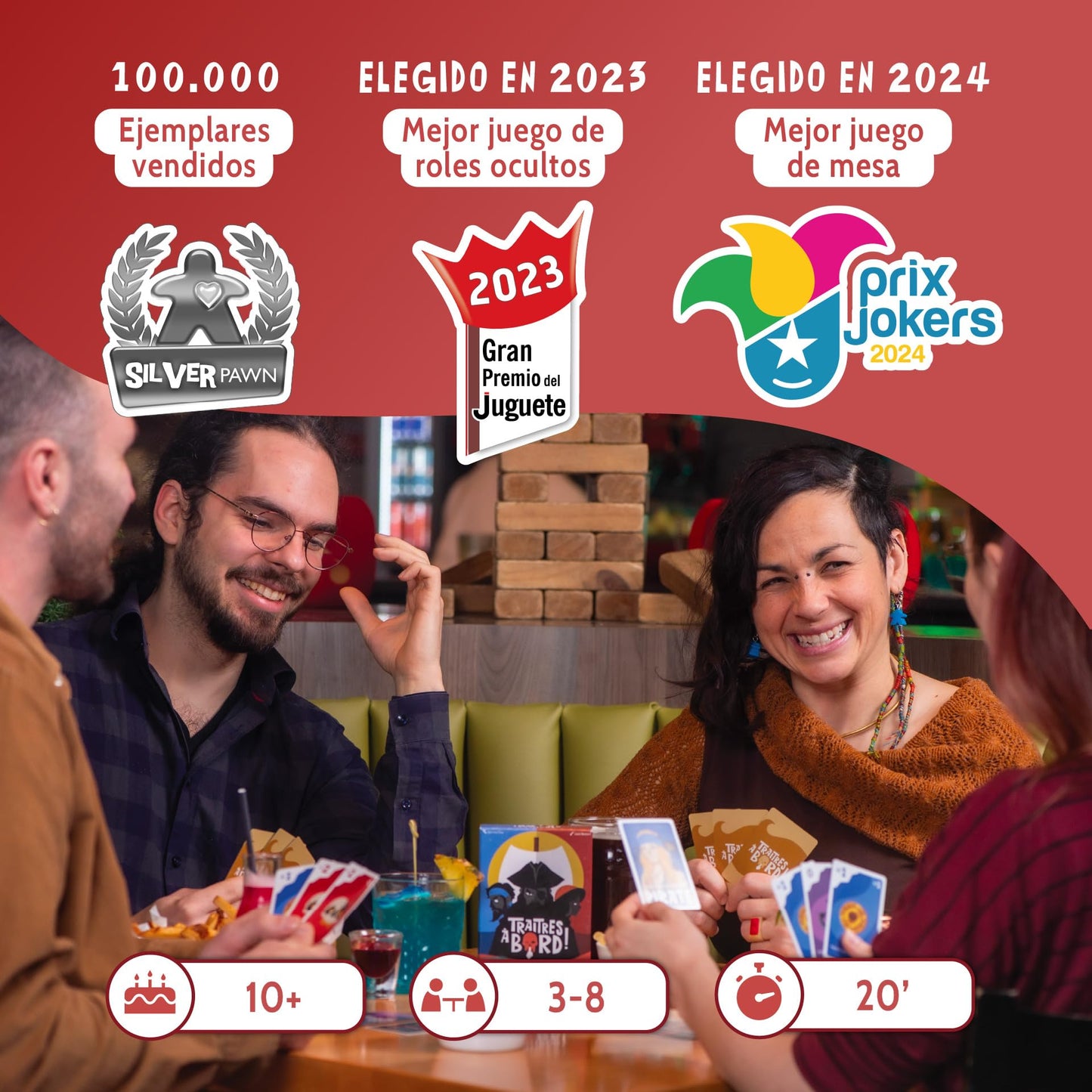 Jugadores disfrutando de una partida al juego de mesa Traidores a Bordo